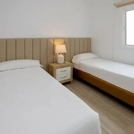 Casa Bambu, Paraiso Frente Al Mar Con Garaje. Alpesi faház Corralejo
