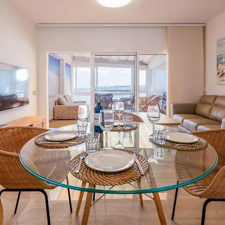 Casa Bambu, Paraiso Frente Al Mar Con Garaje. Horská chata *