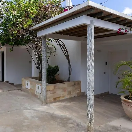 Casa Bambu, Paraiso Frente Al Mar Con Garaje. Alpesi faház Corralejo